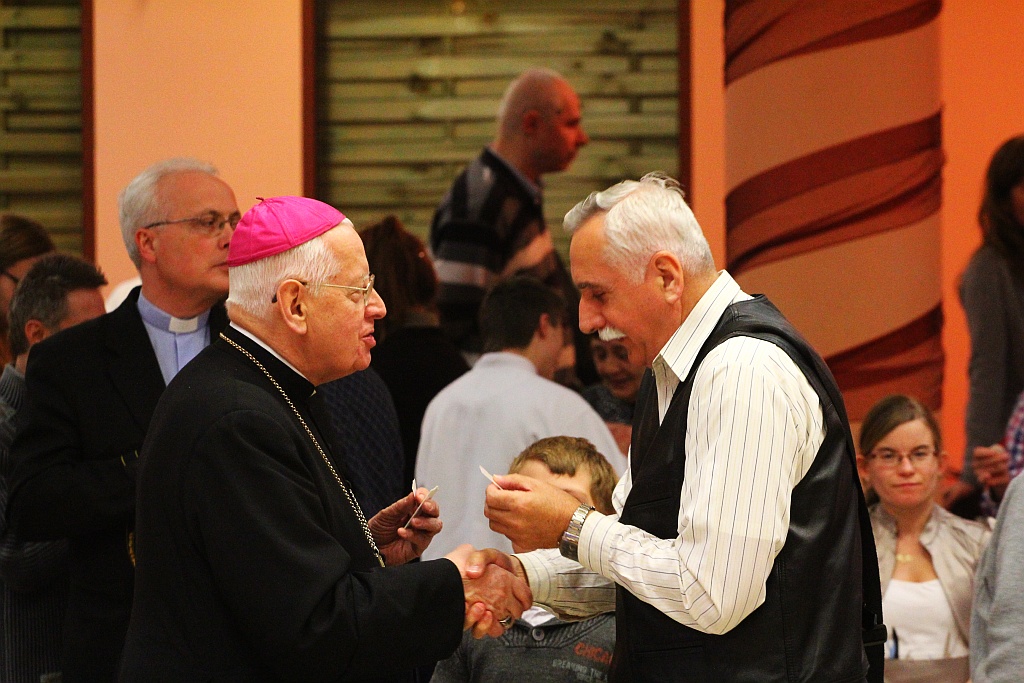 Spotkanie opłatkowe osób niepełnosprawnych w CS JP II
