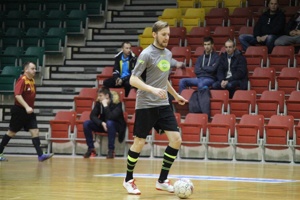 2. LLH: W dalszym ciągu nie ma mocnych na United Team