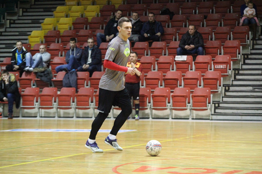 2. LLH: W dalszym ciągu nie ma mocnych na United Team