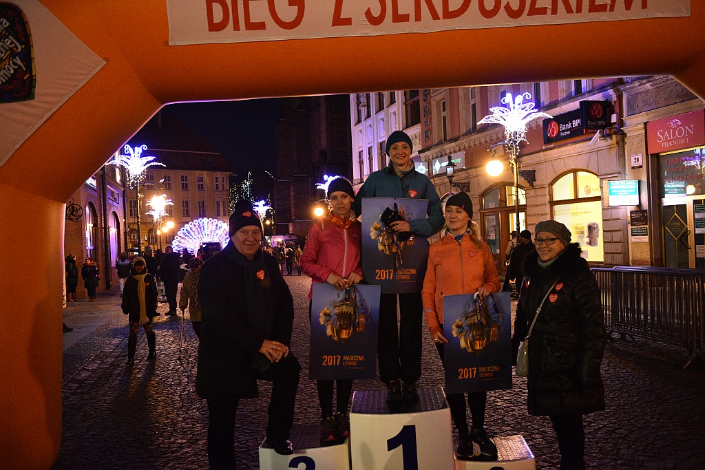 Kilkaset osób stanęło na starcie III Biegu z Serduszkiem
