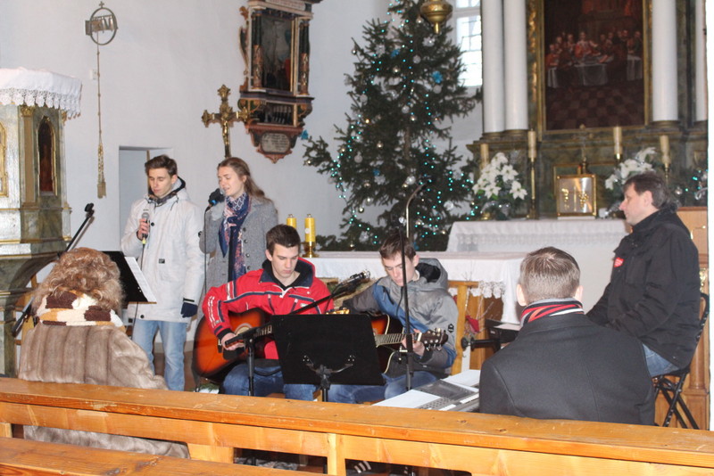 W Gniewomierzu i Mikołajowicach odbyły się koncerty kolęd