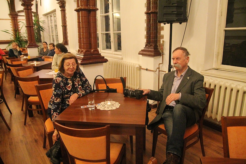 Spotkanie z Małgorzatą Cimek - Gutowską  i jej twórczością
