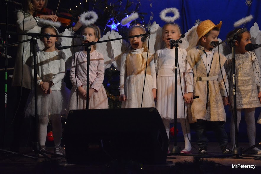 Szesnasty festiwal kolęd i pastorałek 