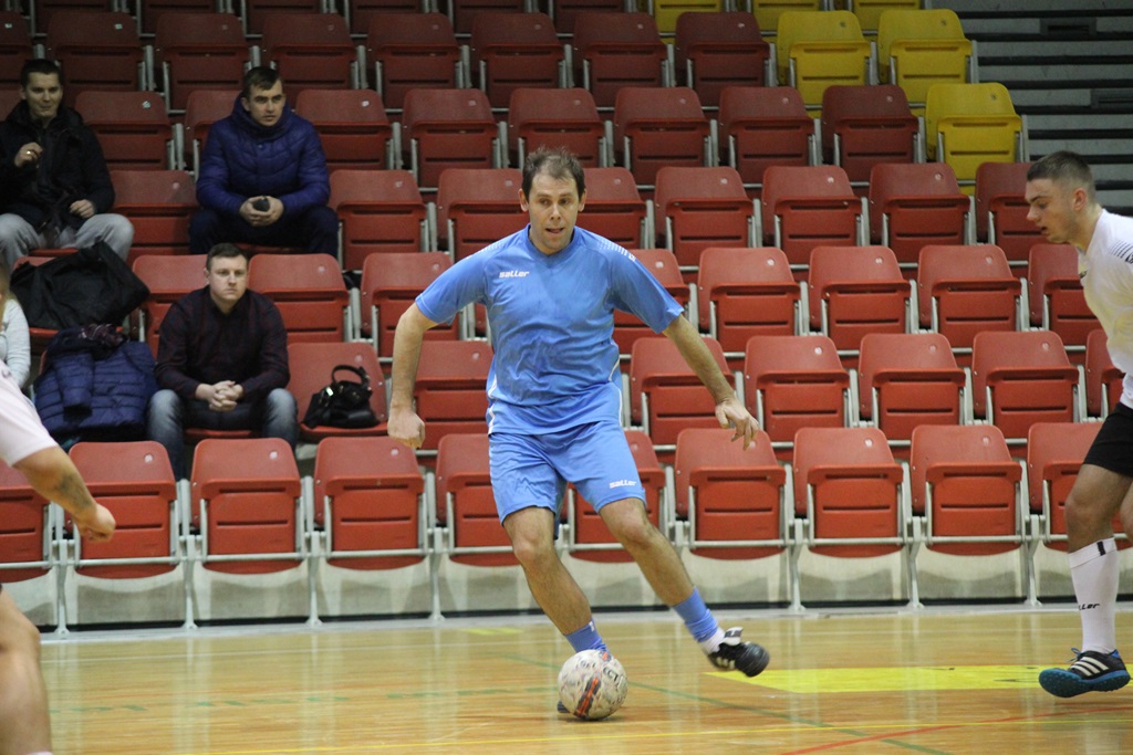 1. LLH: Fire włączył się do walki o futsalowe mistrzostwo