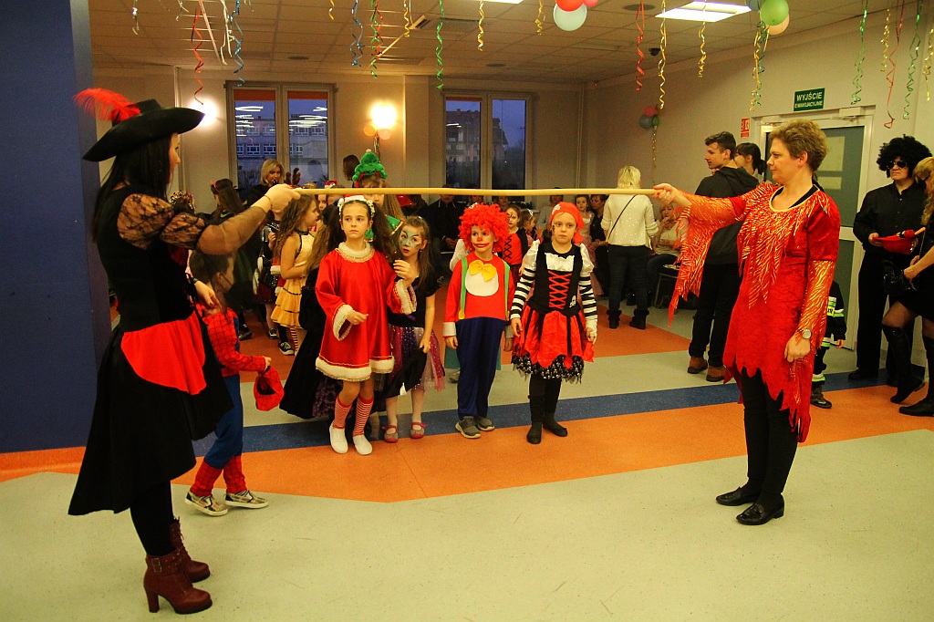 Charytatywny Bal Przebierańców dla Sary Nowak w SDK Kopernik