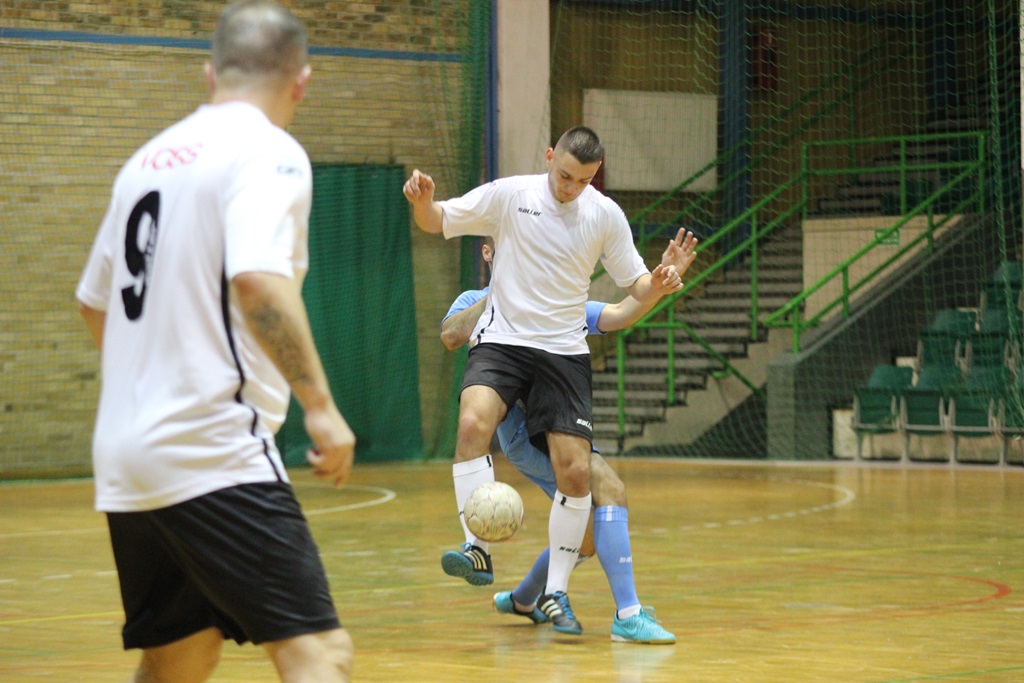 1. LLH: Fire włączył się do walki o futsalowe mistrzostwo
