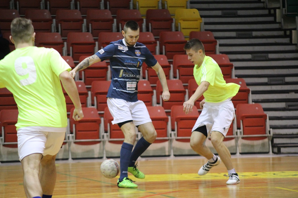 1. LLH: Fire włączył się do walki o futsalowe mistrzostwo