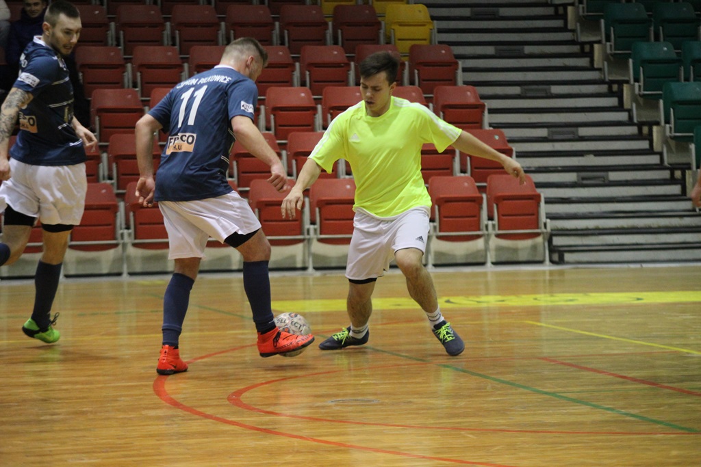 1. LLH: Fire włączył się do walki o futsalowe mistrzostwo
