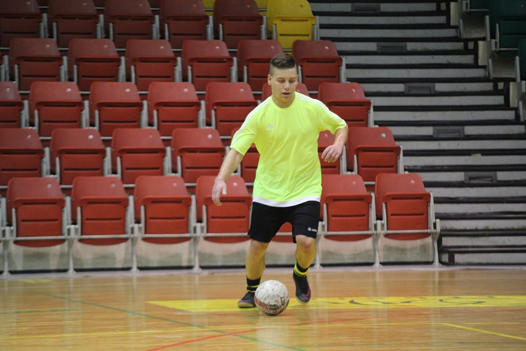 1. LLH: Fire włączył się do walki o futsalowe mistrzostwo