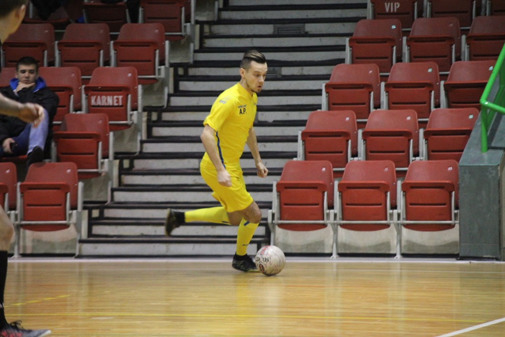 1. LLH: Fire włączył się do walki o futsalowe mistrzostwo