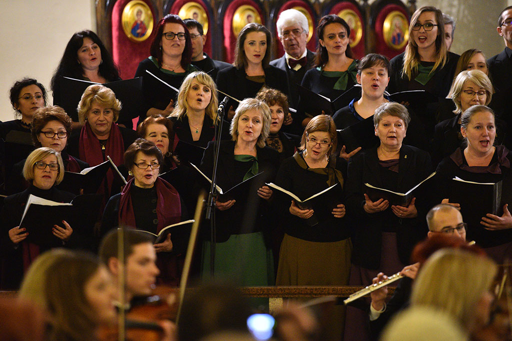 Najpiękniejsze kolędy i pastorałki w kościele na Piekarach