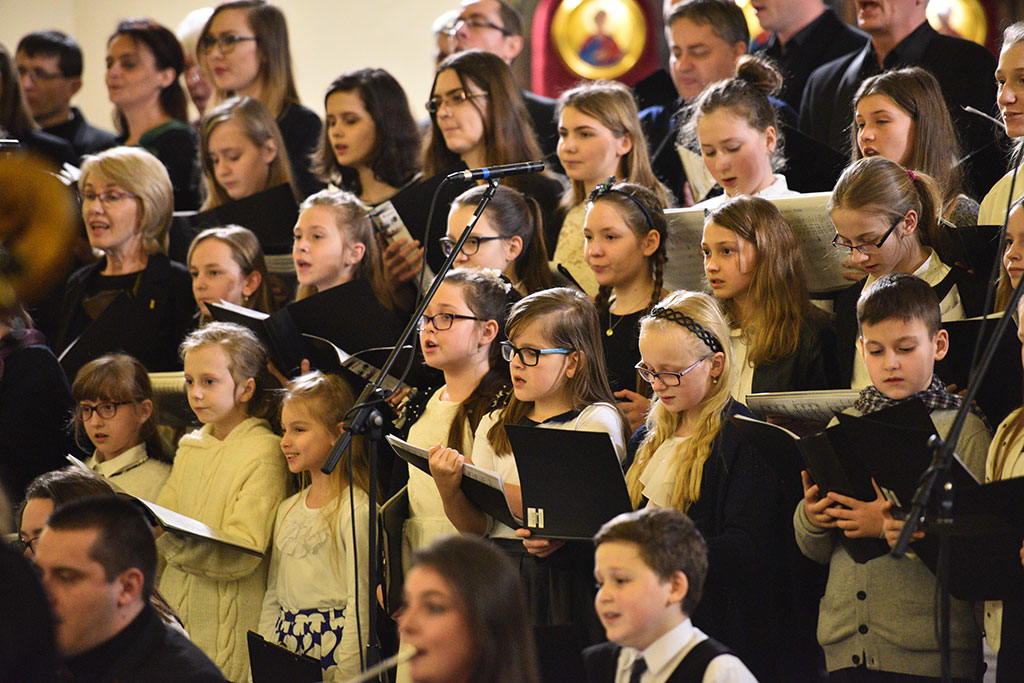 Najpiękniejsze kolędy i pastorałki w kościele na Piekarach