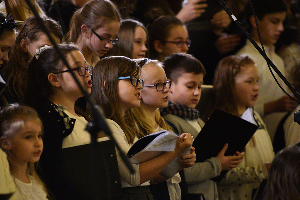 Najpiękniejsze kolędy i pastorałki w kościele na Piekarach