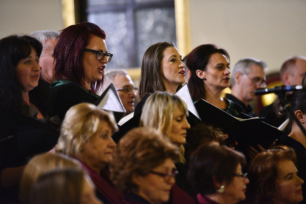 Najpiękniejsze kolędy i pastorałki w kościele na Piekarach