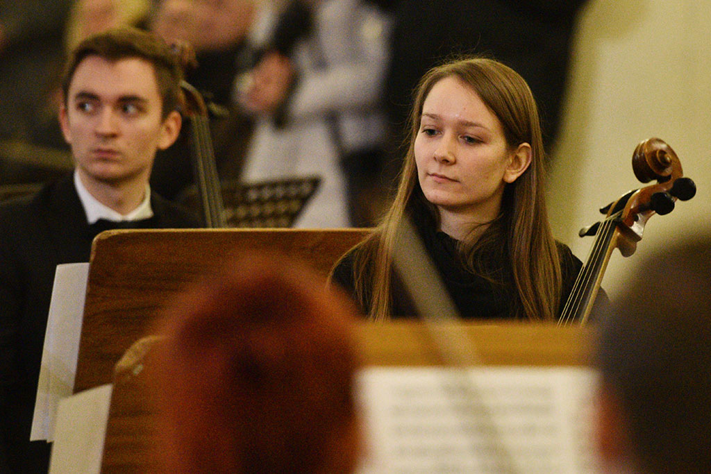 Najpiękniejsze kolędy i pastorałki w kościele na Piekarach