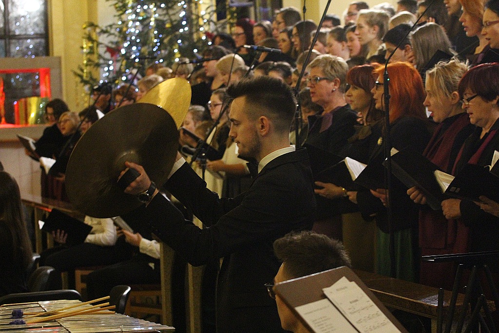 Najpiękniejsze kolędy i pastorałki w kościele na Piekarach