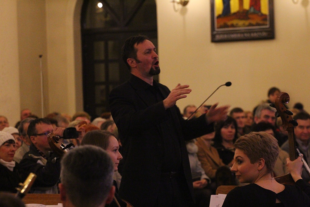 Najpiękniejsze kolędy i pastorałki w kościele na Piekarach