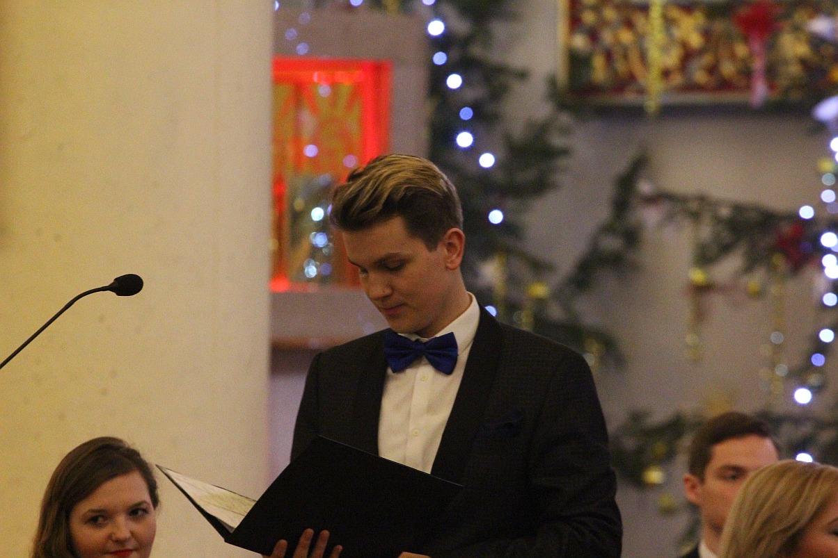 Najpiękniejsze kolędy i pastorałki w kościele na Piekarach