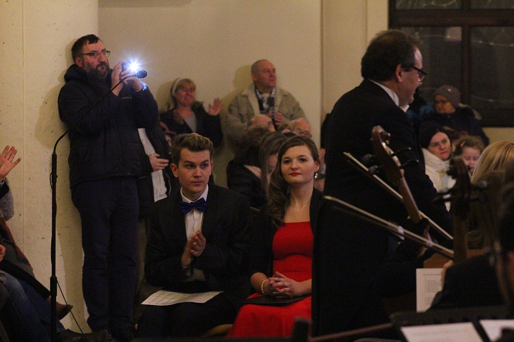 Najpiękniejsze kolędy i pastorałki w kościele na Piekarach