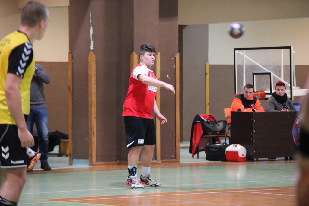 Juniorzy młodsi Siódemki Miedź coraz bliżej mistrzostwa