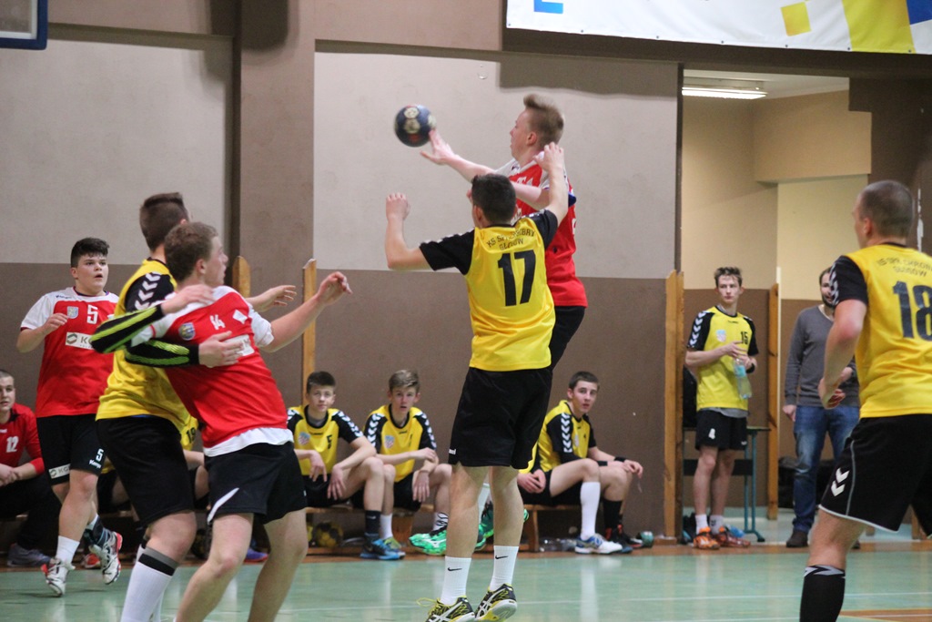 Juniorzy młodsi Siódemki Miedź coraz bliżej mistrzostwa