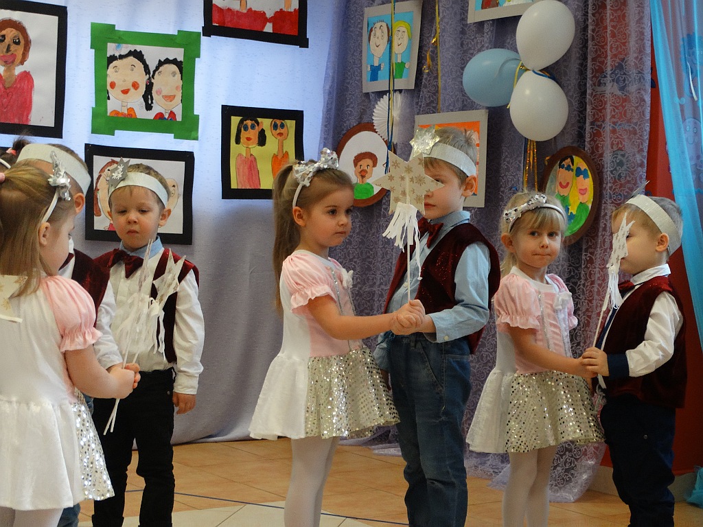 Z Babcią  i Dziadkiem w Przedszkolu Niepublicznym „Źródełko”