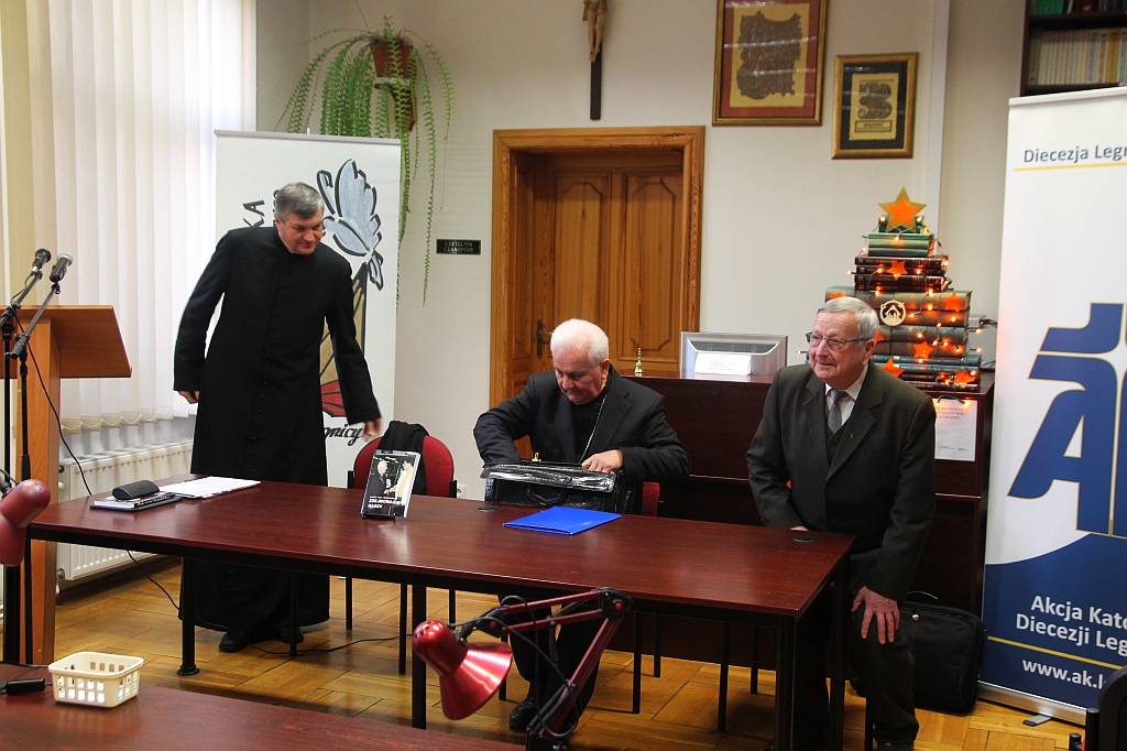 Biskup Komarica z wykładem w Wyższym Seminarium Duchownym