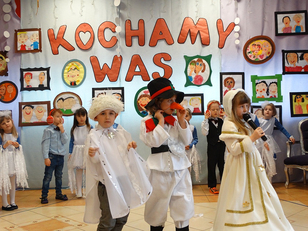Z Babcią  i Dziadkiem w Przedszkolu Niepublicznym „Źródełko”