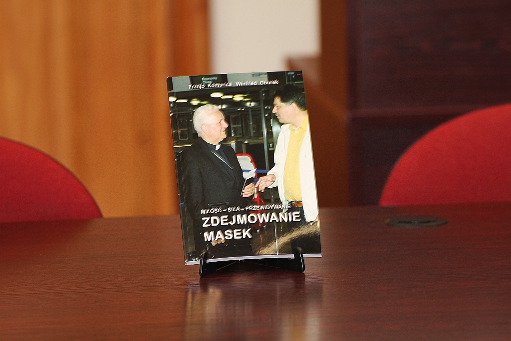 Biskup Komarica z wykładem w Wyższym Seminarium Duchownym