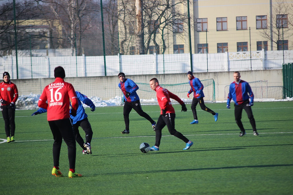 Sparingowe granie: Orkan wygrał z Lechią Dzierżoniów