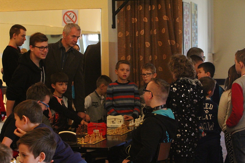 Kolejna edycja szachowej rywalizacji w legnickim MCK-u