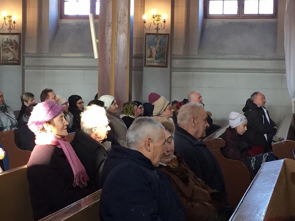 Mieszkańcy Koskowic wspólnie śpiewali kolędy i pastorałki