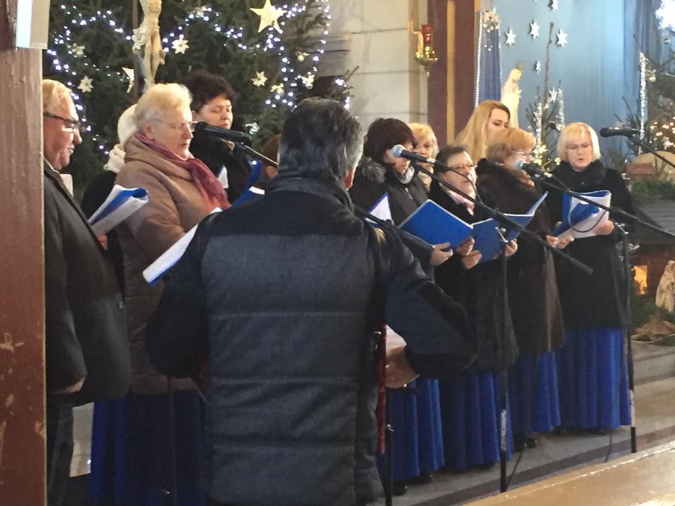 Mieszkańcy Koskowic wspólnie śpiewali kolędy i pastorałki