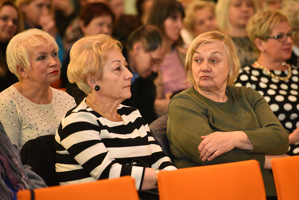 Połowa składu Feel „spowiadała się” przed legniczankami