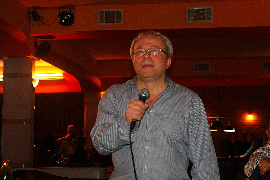 Zaśpiewali Charytatywne Karaoke dla Oli w Kręgielni Kometa
