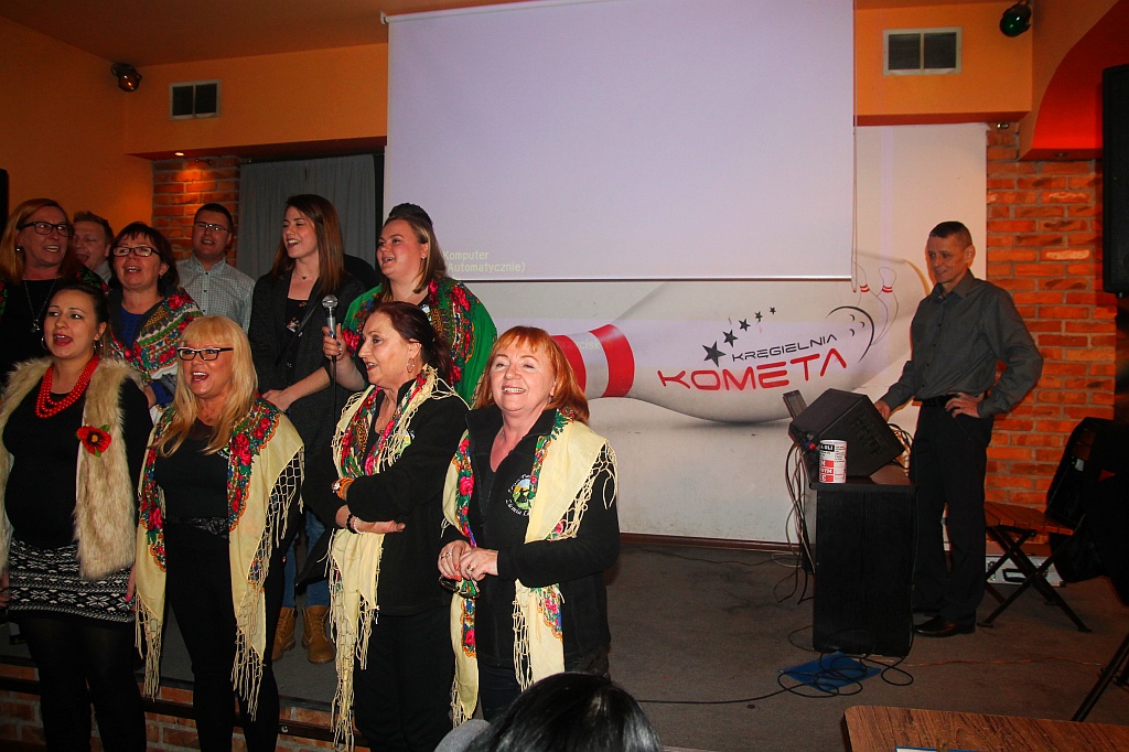 Zaśpiewali Charytatywne Karaoke dla Oli w Kręgielni Kometa