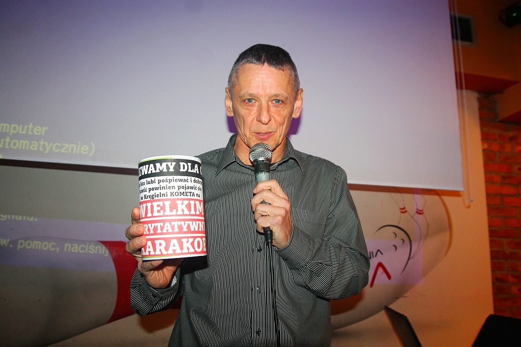 Zaśpiewali Charytatywne Karaoke dla Oli w Kręgielni Kometa