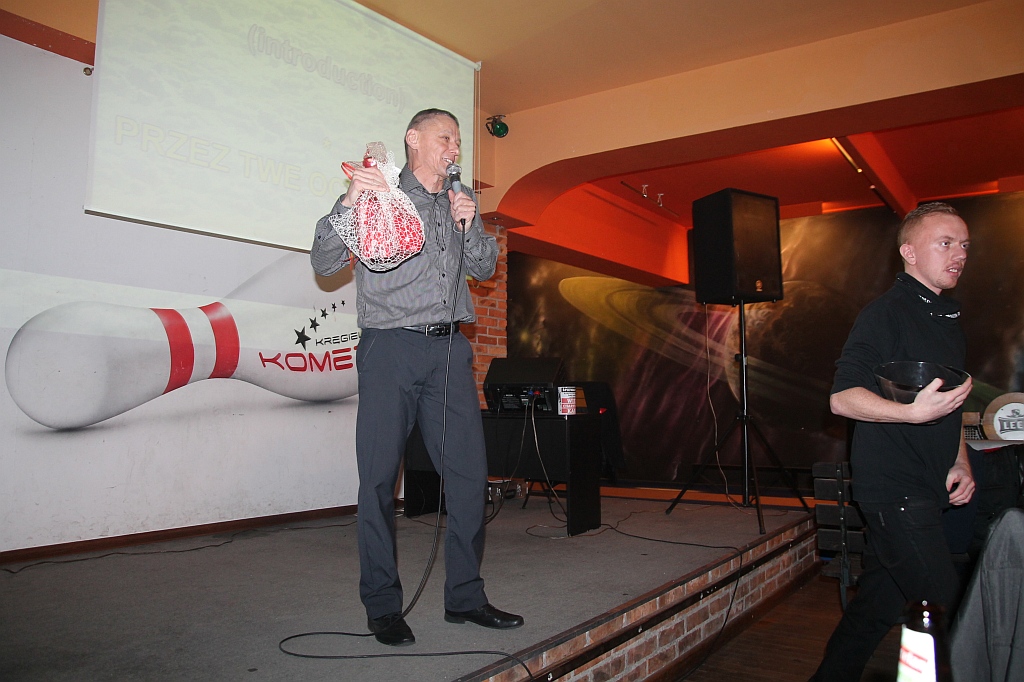 Zaśpiewali Charytatywne Karaoke dla Oli w Kręgielni Kometa