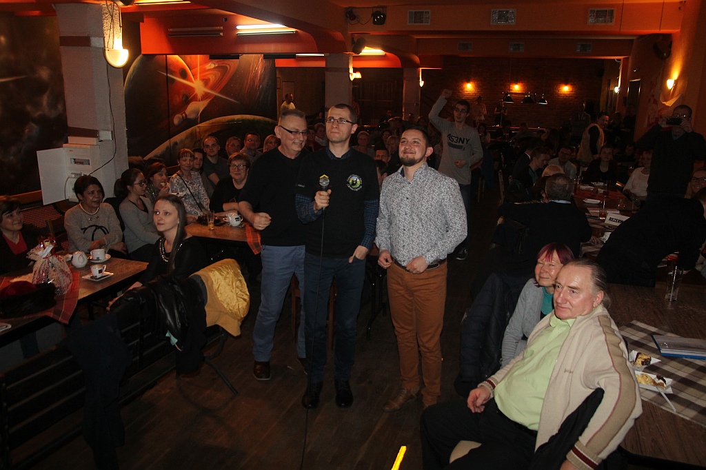 Zaśpiewali Charytatywne Karaoke dla Oli w Kręgielni Kometa