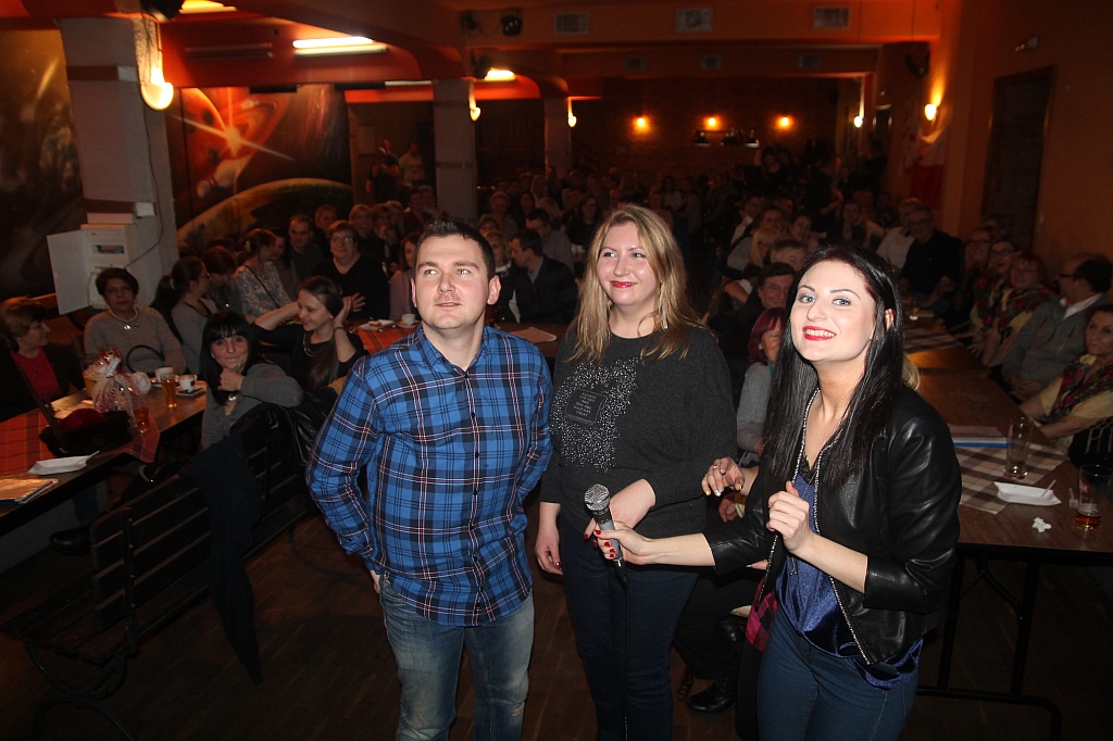Zaśpiewali Charytatywne Karaoke dla Oli w Kręgielni Kometa