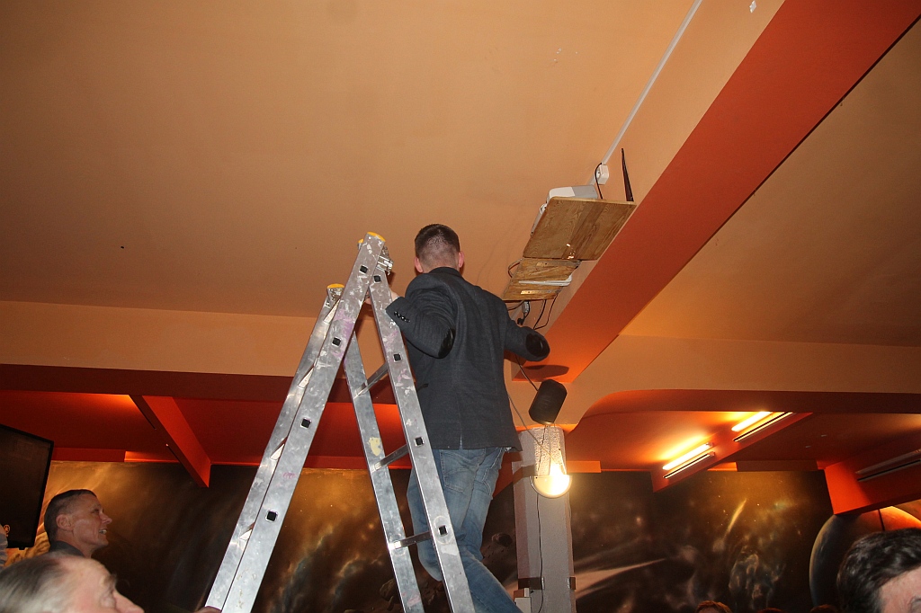 Zaśpiewali Charytatywne Karaoke dla Oli w Kręgielni Kometa