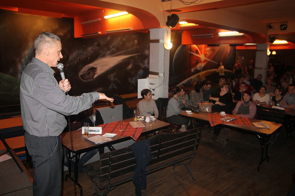 Zaśpiewali Charytatywne Karaoke dla Oli w Kręgielni Kometa