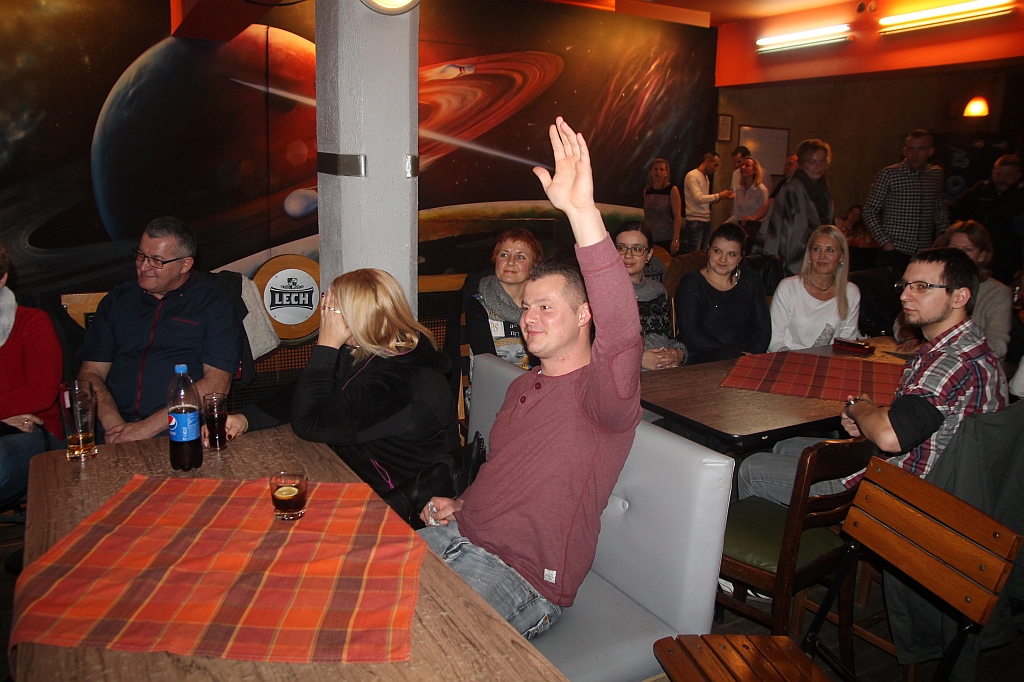 Zaśpiewali Charytatywne Karaoke dla Oli w Kręgielni Kometa