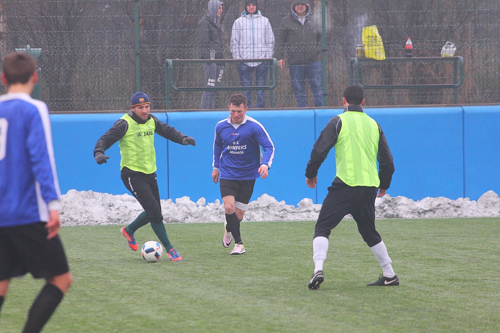 Piłkarze Konfeksu Legnica przegrali sparing z Odrą Ścinawa