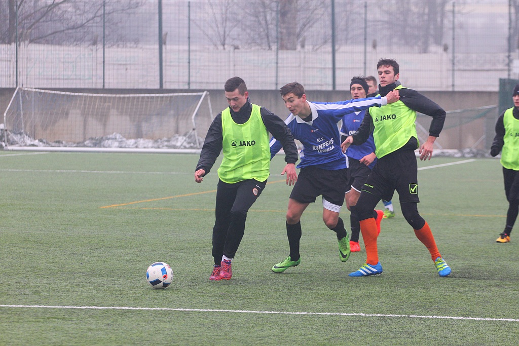 Piłkarze Konfeksu Legnica przegrali sparing z Odrą Ścinawa