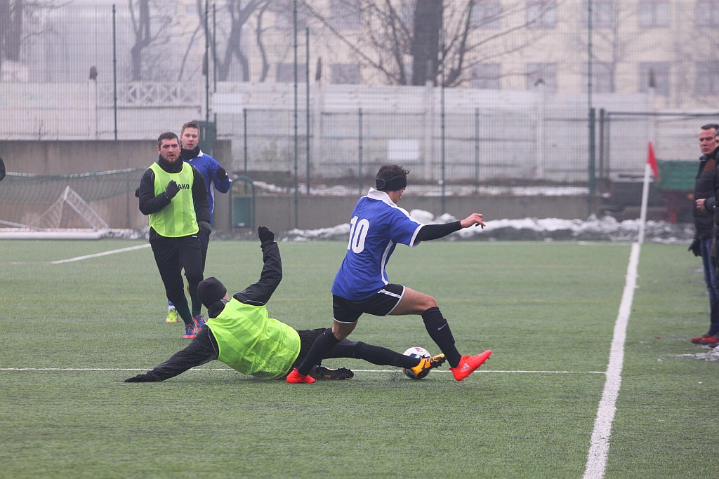 Piłkarze Konfeksu Legnica przegrali sparing z Odrą Ścinawa