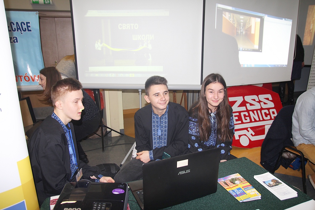 Tłumy uczniów na Legnickich Prezentacjach Edukacyjnych