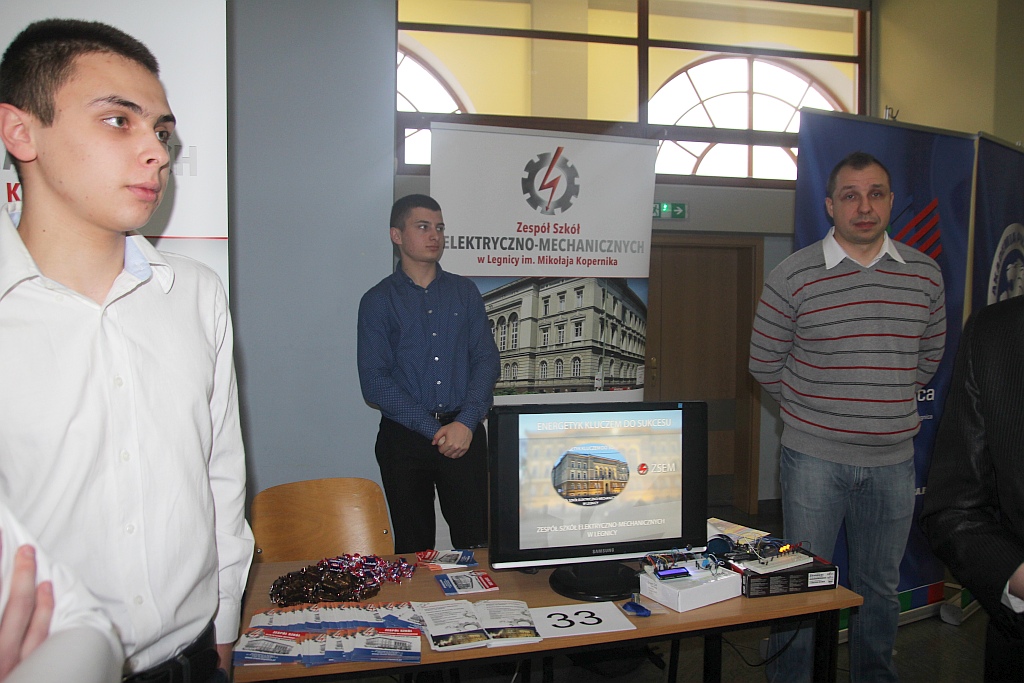 Tłumy uczniów na Legnickich Prezentacjach Edukacyjnych