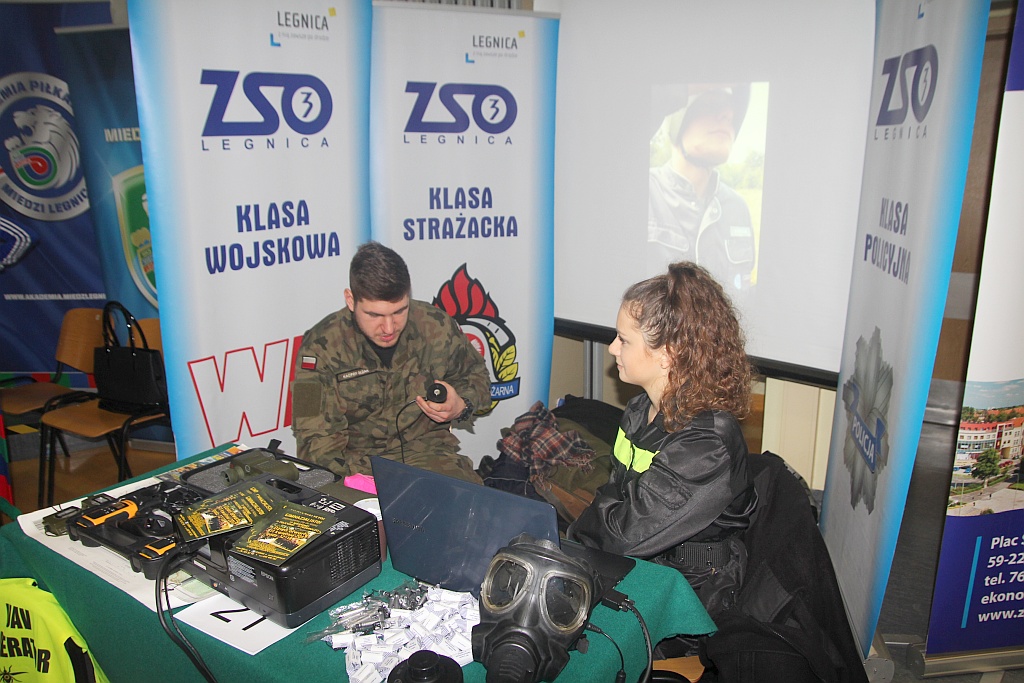Tłumy uczniów na Legnickich Prezentacjach Edukacyjnych