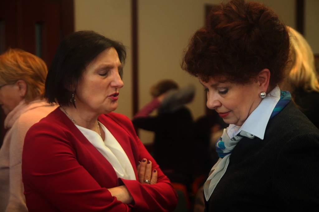 Rada miejska głosowała nad przyszłością legnickiej oświaty